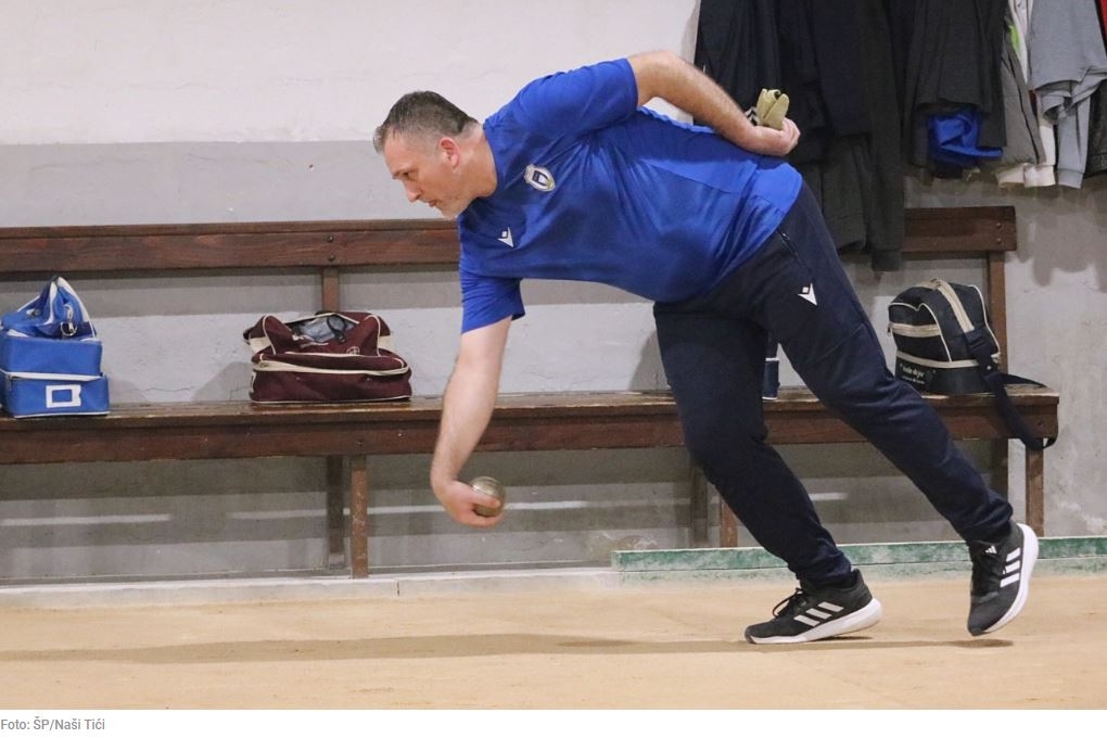 Dean Arambaša iz Vodica proglašen najboljim pojedincem Zimske boćarske lige: Vodice osigurale prvo mjesto u doigravanju 