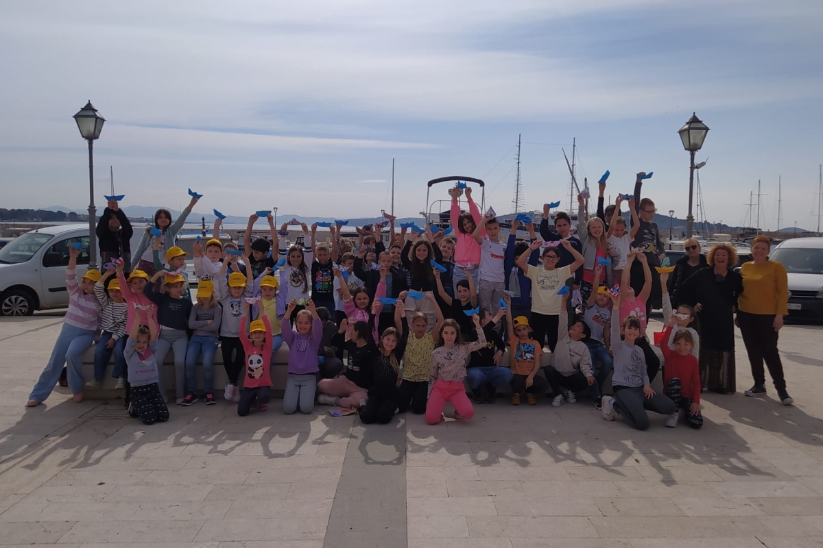 Kreativnost na djelu: Učenici i učiteljice osnovne škole Vodice obilježili Svjetski dan voda