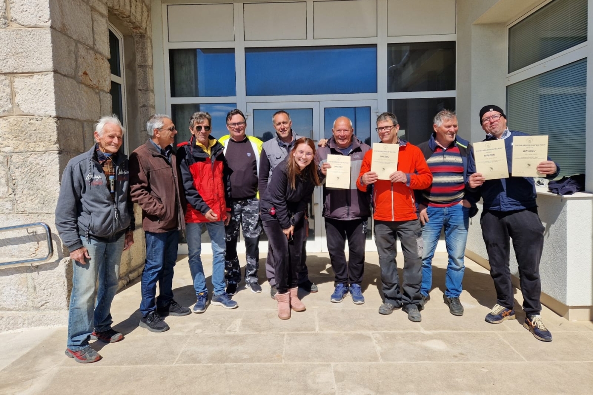 Održano klupsko natjecanje u udičarenju sa obale ŠRK-a Mali Porat