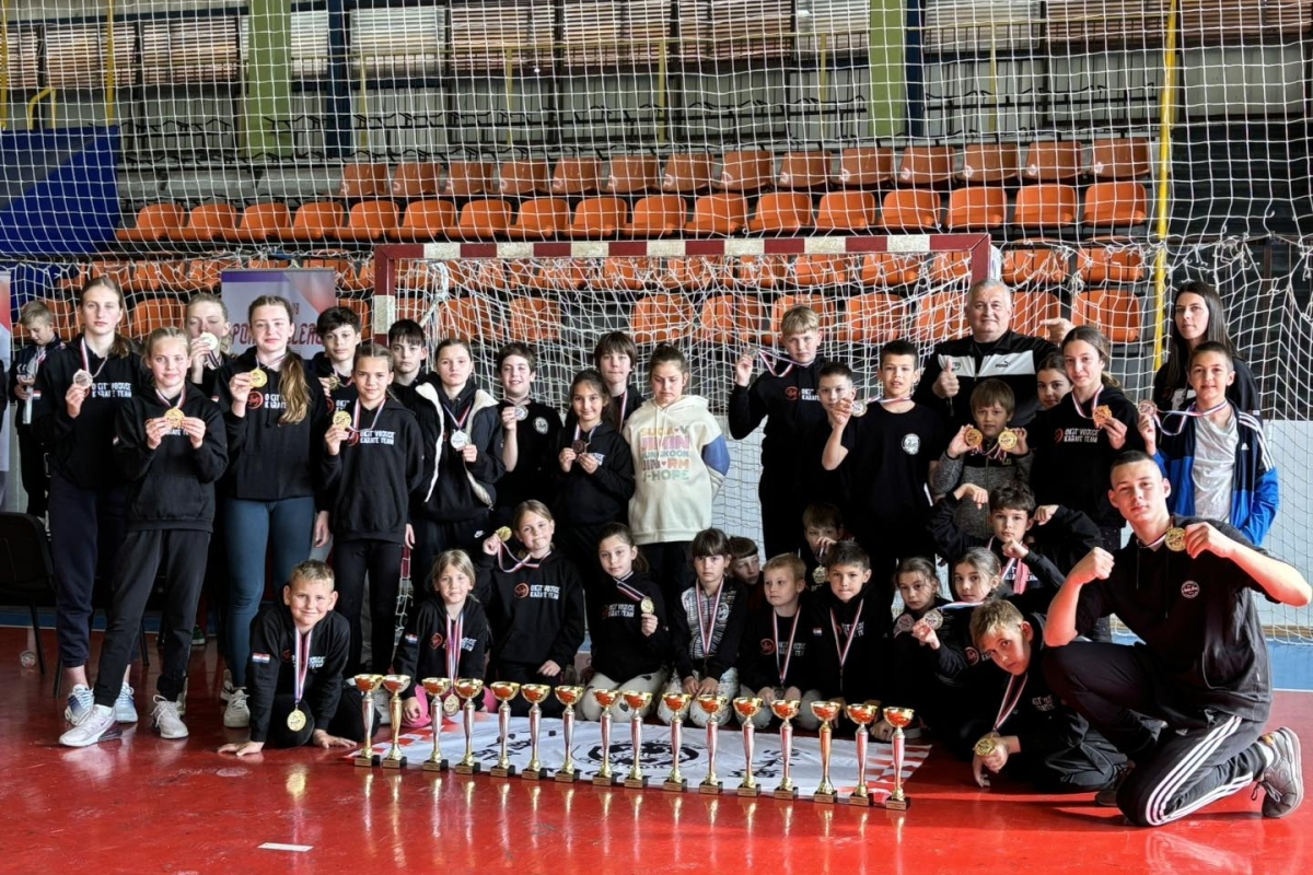 Karate klub "Okit Vodice" standardno je najbolji u Dalmaciji - 17 zlata, 9 srebra i 4 bronce