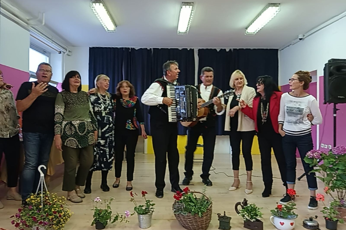 Održan Dan dijalektalne poezije u Osnovnoj školi Fausta Vrančića