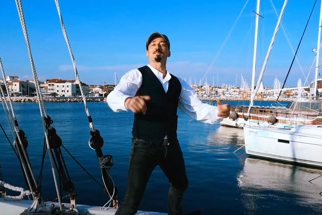 Nova pjesma Mile Perkova i grupe Kontrast premijerno na CMC televiziji