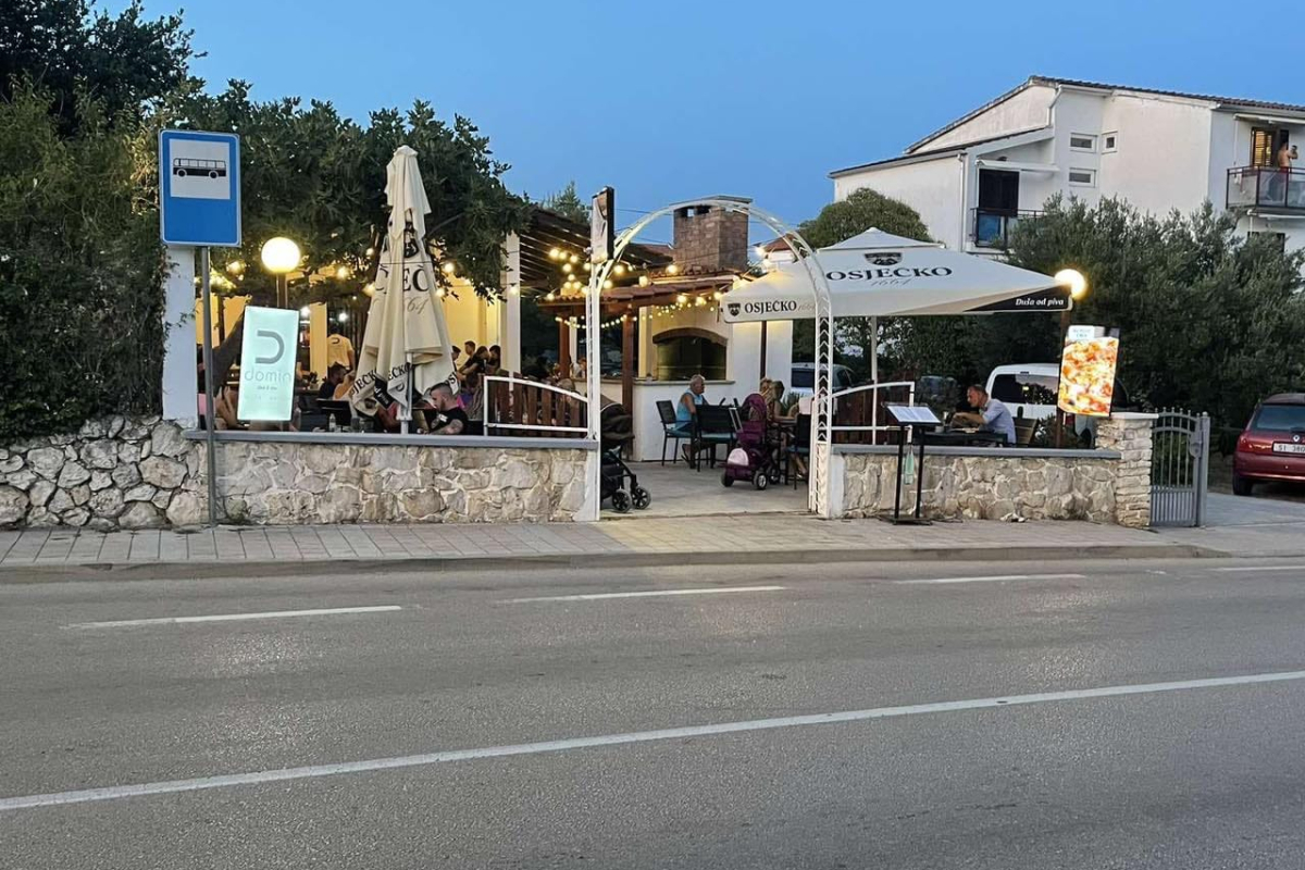 I ovog ljeta primamljiva ponuda Bistroa Domin u Vodicama 