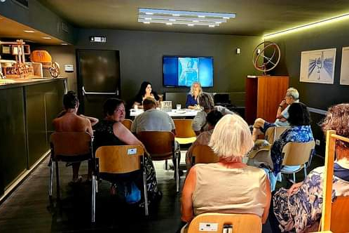 Vesna Štulić predstavila novi roman 'Kameni duktus korifeja Jurja' u Prvić Luci