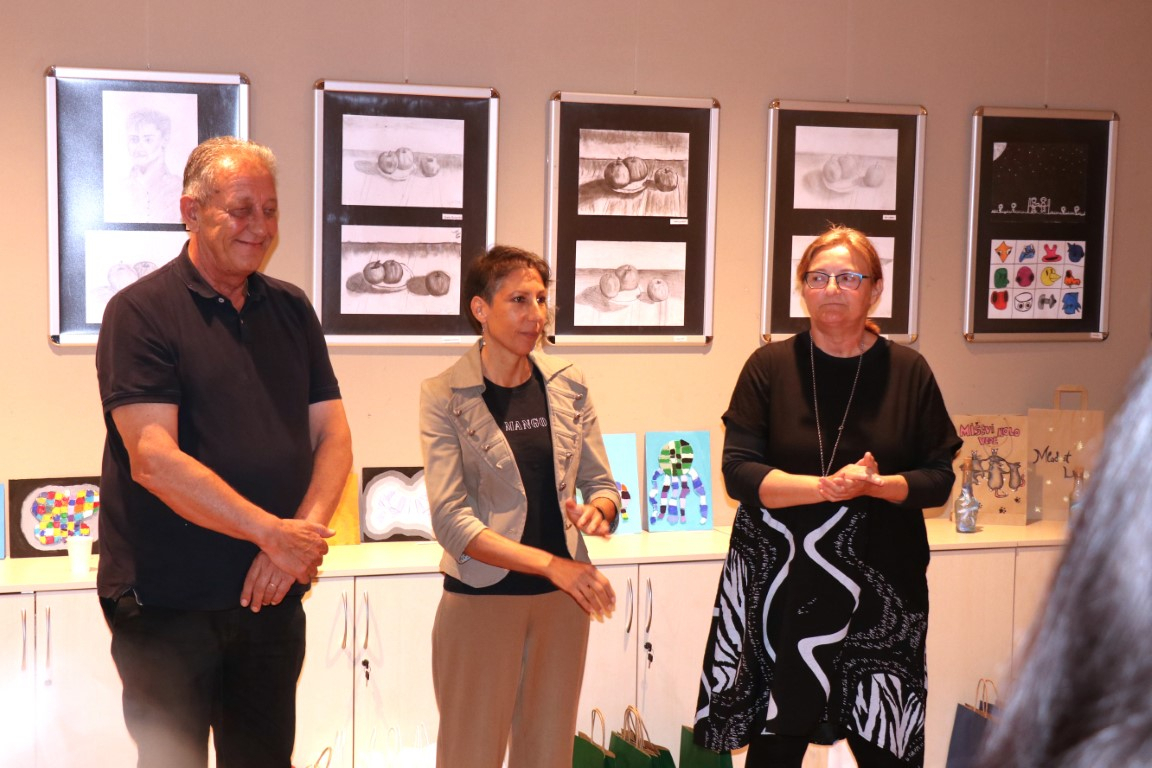 Mladi likovnjaci izložili radove i dobili diplome