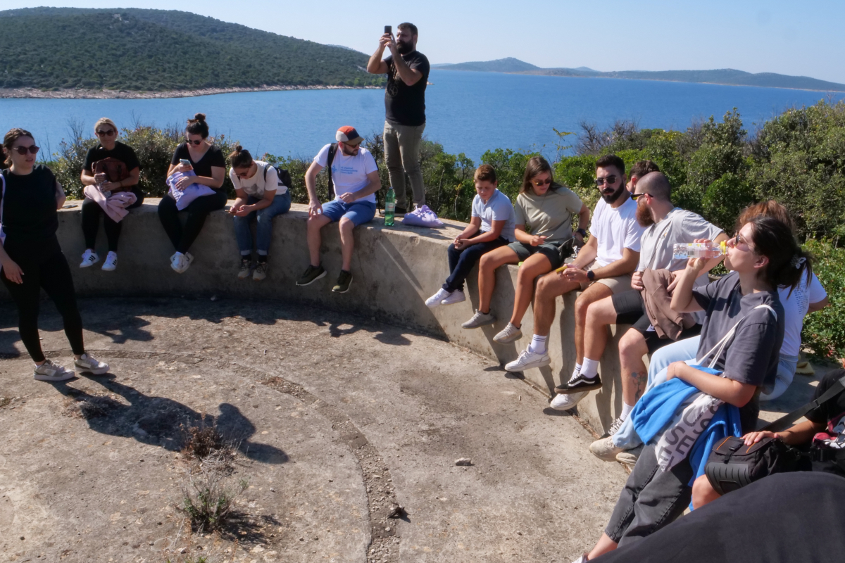 Otok Logorun – od zapuštenih vojnih objekata do otoka budućnosti