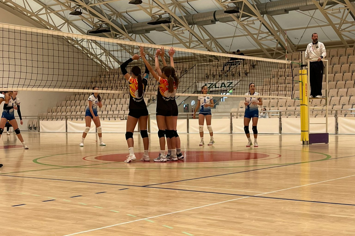 Odbojkašice Vodica vratile se iz Omiša sa tri osvojena boda  