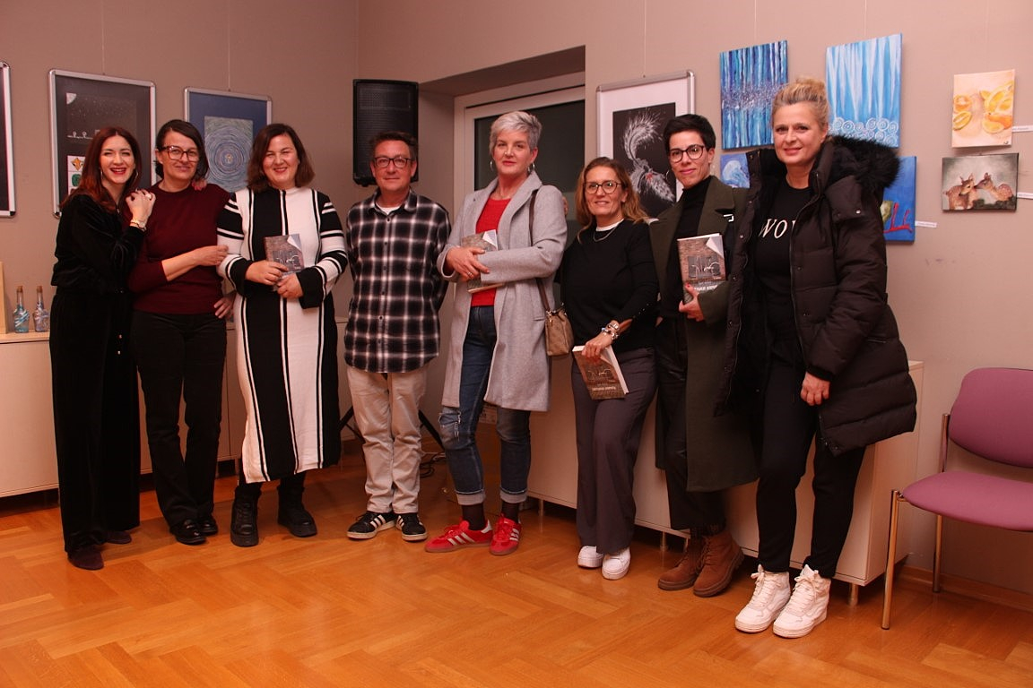 Osvrt na događanje u vodičkoj Knjižnici: Predstavljanje knjige Listanje kupusa i razgovor s piscem Igorom Belešom