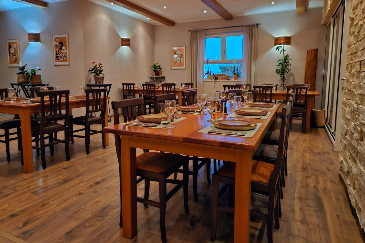 Rezervirajte svoj Božićni domjenak u Pasarela bistrou – raznovrsna ponuda za sve ukuse!