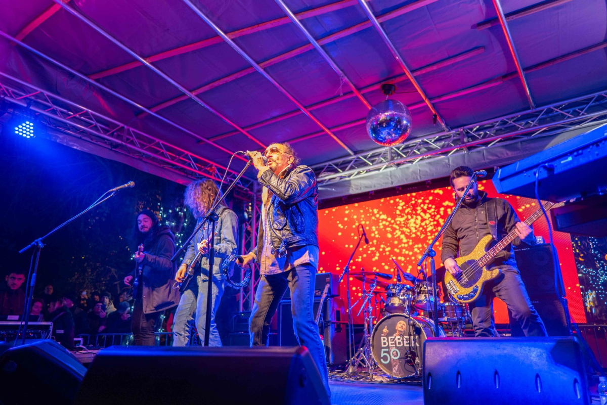 Koncert Željka Bebeka na Poljani: nezaboravna noć u Vodicama