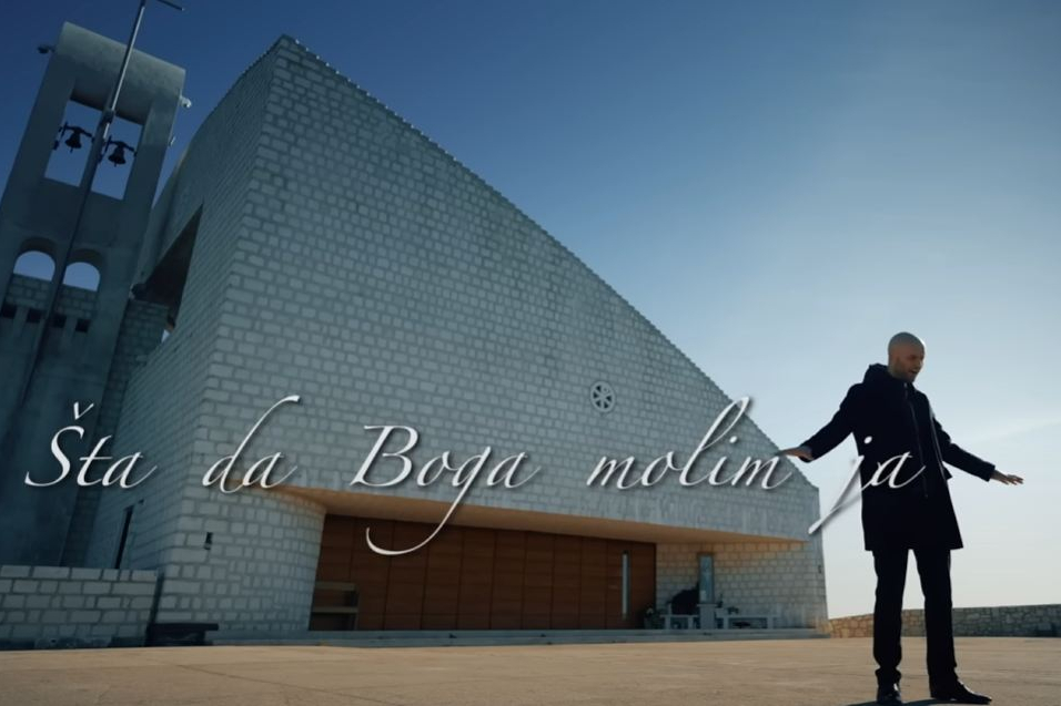 Marko Škugor na Dori 2025.: Emotivna pjesma i spot snimljen na vodičkom Okitu