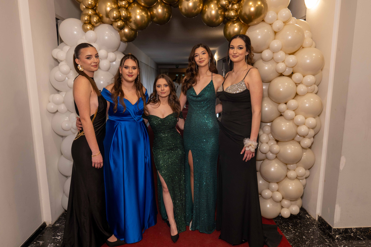 Veselje i ples na maturalnoj večeri Medicinske škole Šibenik