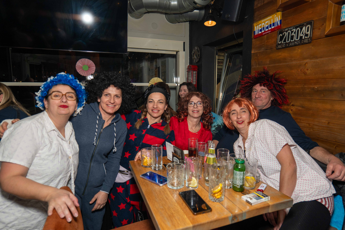 Tradicionalni pidžama party u caffe baru Centar: Pokladna zabava u punom jeku