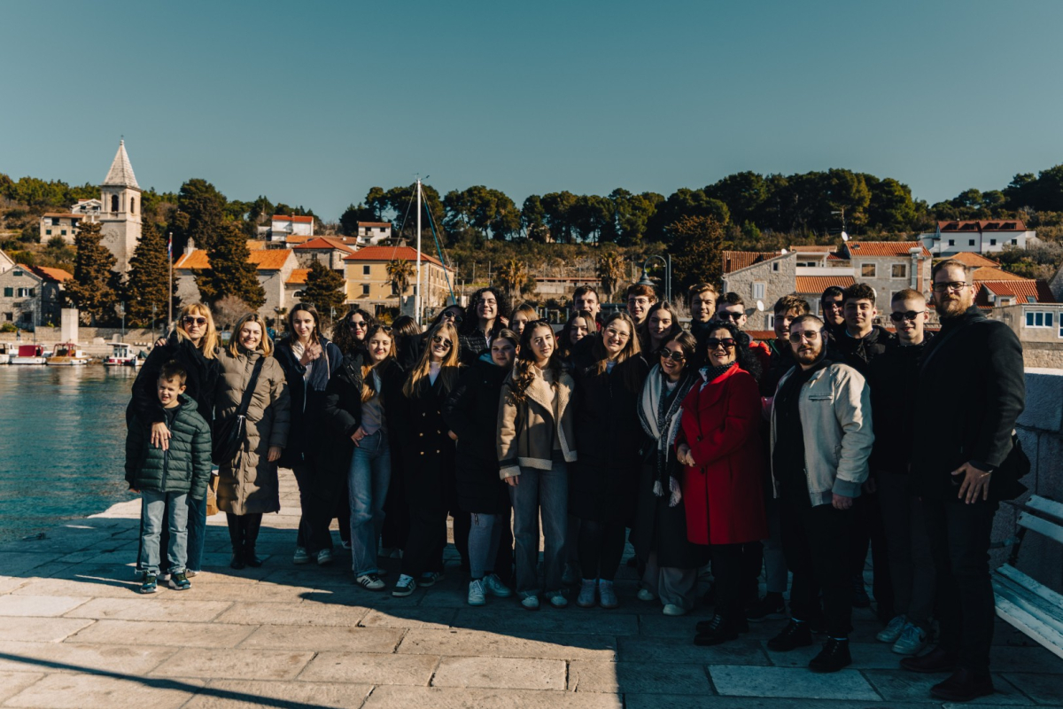 Prvić Luka i Šepurine – mala mista s velikim srcem za Hajduk