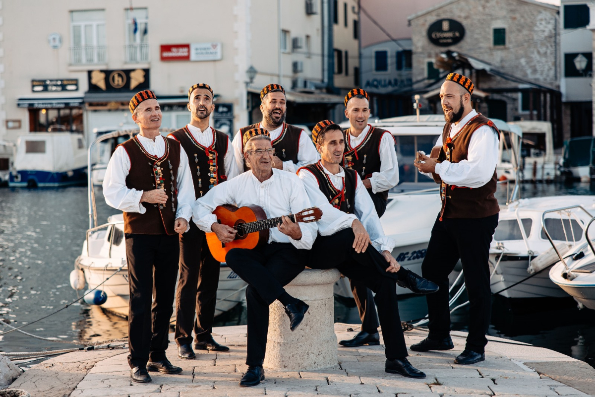 Projekt klape Bunari "U đir s klapom" dobitnik prestižne nacionalne nagrade „Simply the Best“!