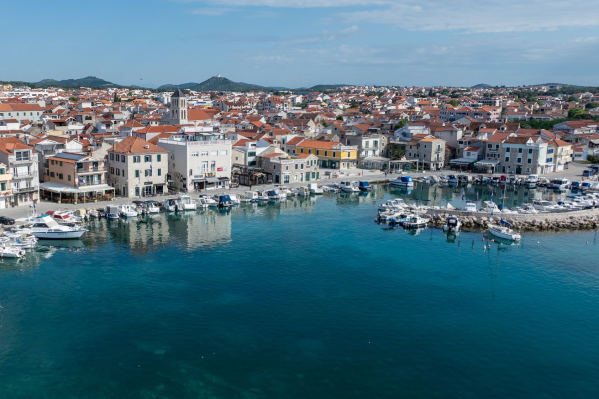 Zaštita domicilnih iznajmljivača ključna za opstanak privatnog smještaja u Vodicama