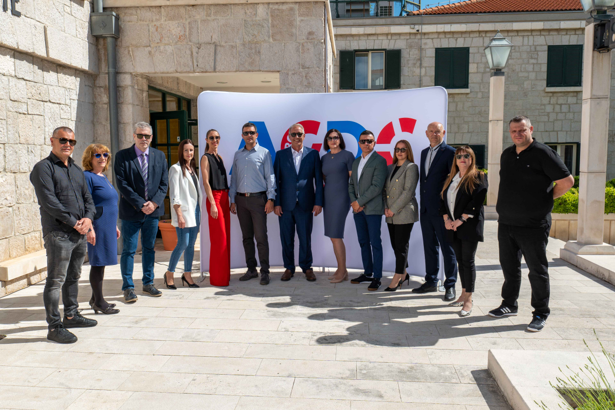 Predstavljena zajednička lista HDZ-a i HSS-a za Gradsko vijeće Vodica