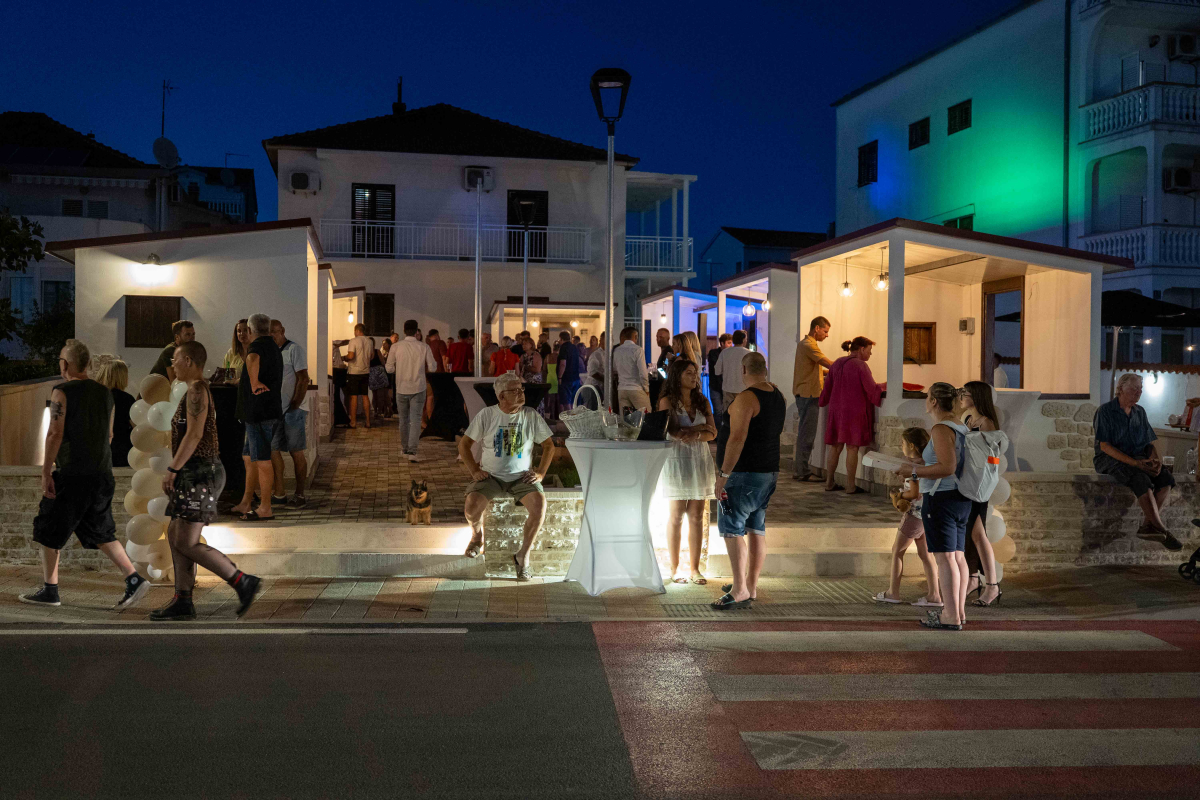 Mirisi, okusi i tradicija: Otvoren dalmatinski market - nova atrakcija u Vodicama