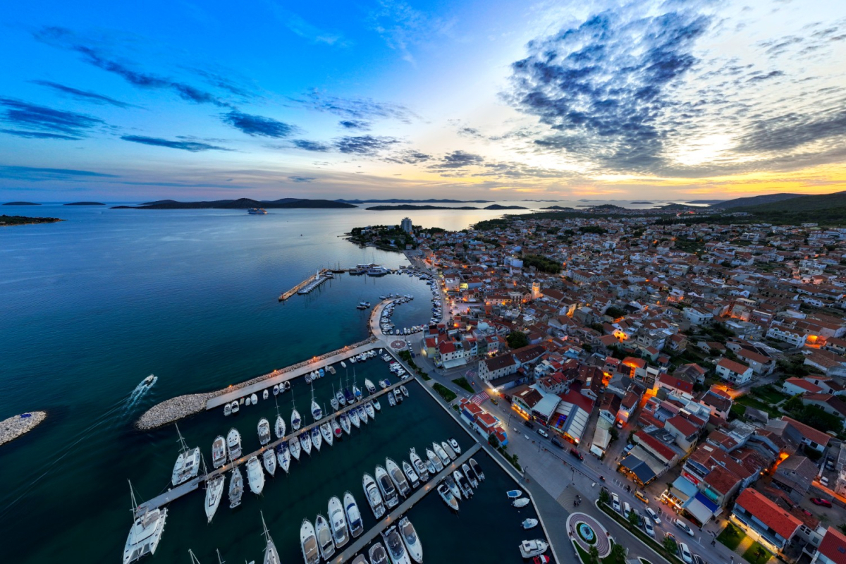 Stranci iznajmljuju apartmane bez prijave? Tema koja je podijelila građane Vodica