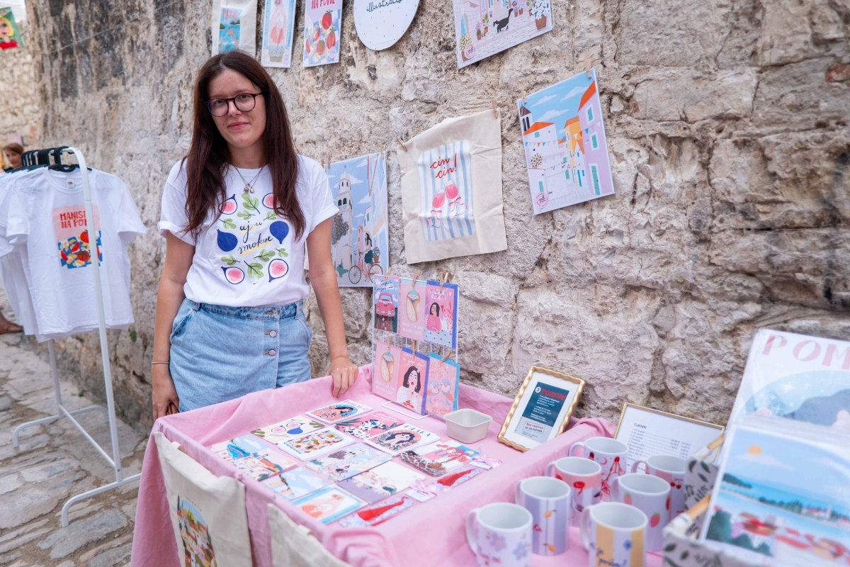 Najlipši detalji za dom i plažu: Dora iz Vodica oduševila kolekcijom koja slavi "pomalo" život