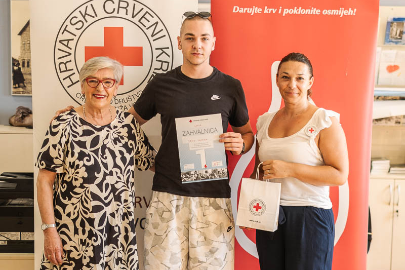 Ljetna akcija darivanja krvi u Vodicama: Zdravko Filipović darovao krv 192. put, David Palavra prvi put