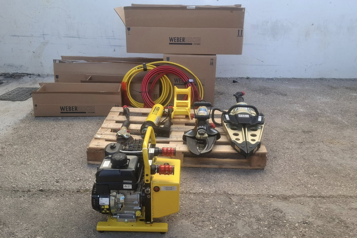 Vatrogasci Pirovac dobili novu vrijednu opremu za tehničke intervencije