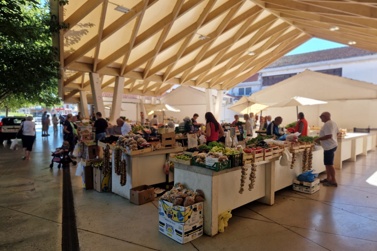 Paškina ćakula: Na pijaci i peškariji svega ima samo šoldi triba