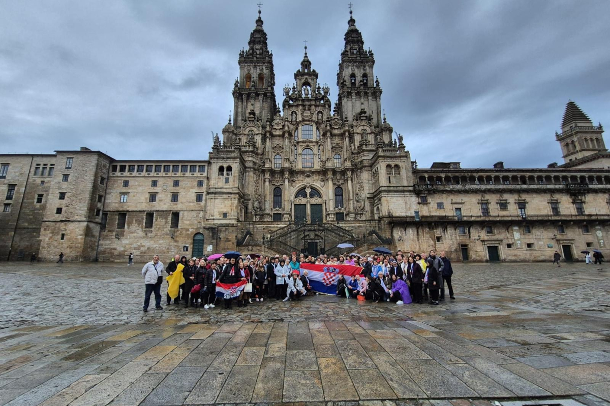 Biskupijsko hodočašće: Među 490 vjernika u Fatimi i Santiagu i brojni hodočasnici iz Vodica