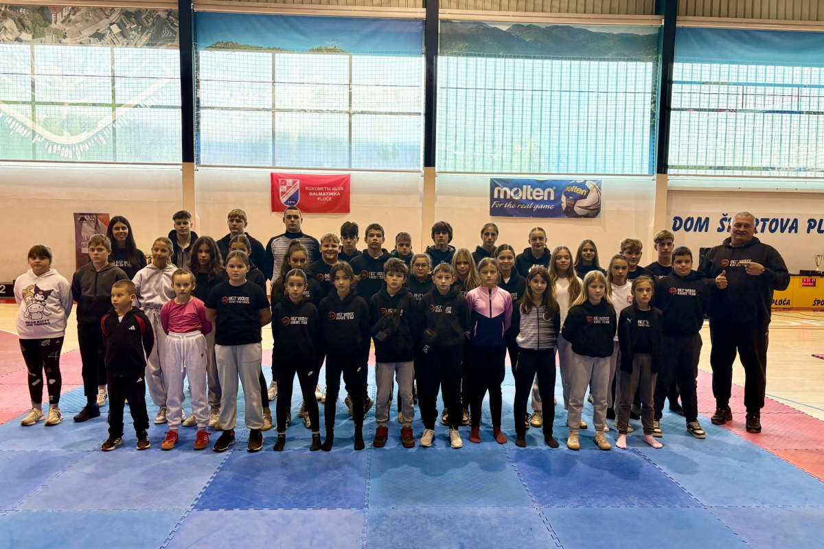 Karate klub Okit ponovno najbolji u Dalmaciji, Tena Svalina brončana na izbornom turniru u Osijeku
