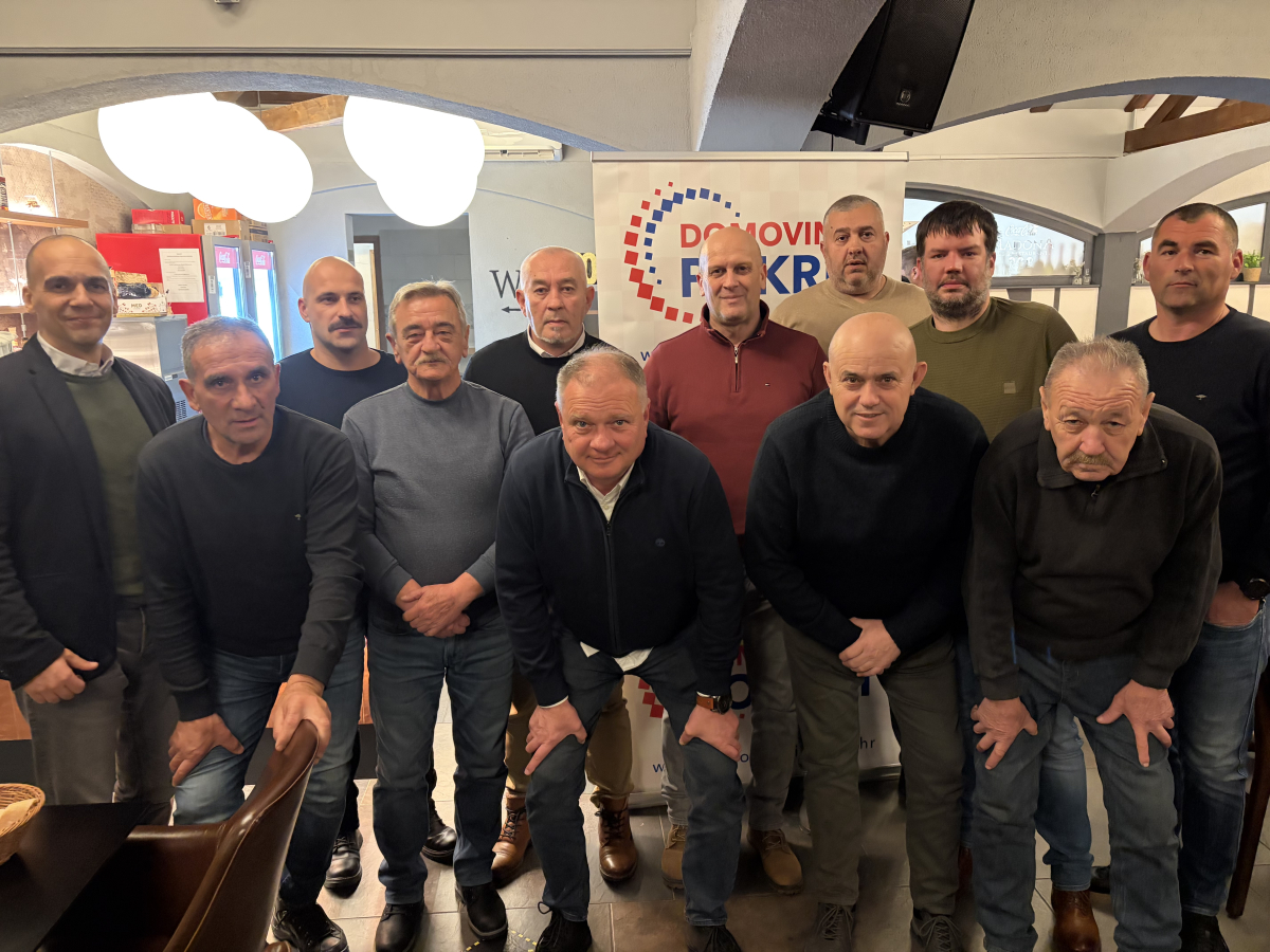 Članovi Domovinskog pokreta iz četiri županije obilježili Božić po julijanskom kalendaru