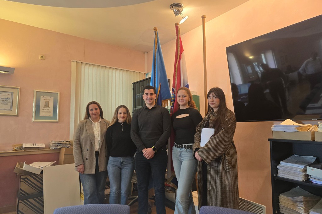 Konstituiran Savjet mladih Grada Vodica