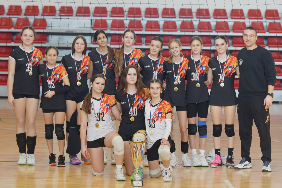 OK Vodice pobjednik turnira u odbojci za mlađe kadetkinje na Meterizama