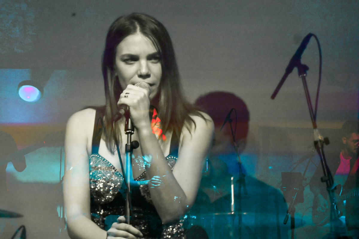 Usudila se biti: kantautorica Angela Grubišin Ković o autentičnosti, stvaranju i glazbenom putu