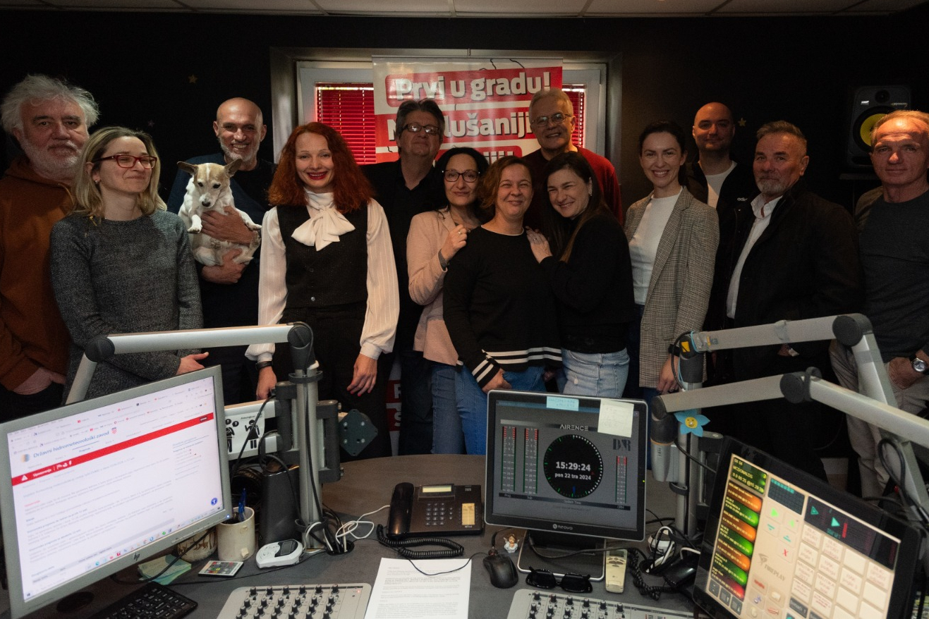 Radio i dalje pronalazi svoje slušatelje: razgovor s ekipom Radio Ritma povodom Svjetskog dana radija