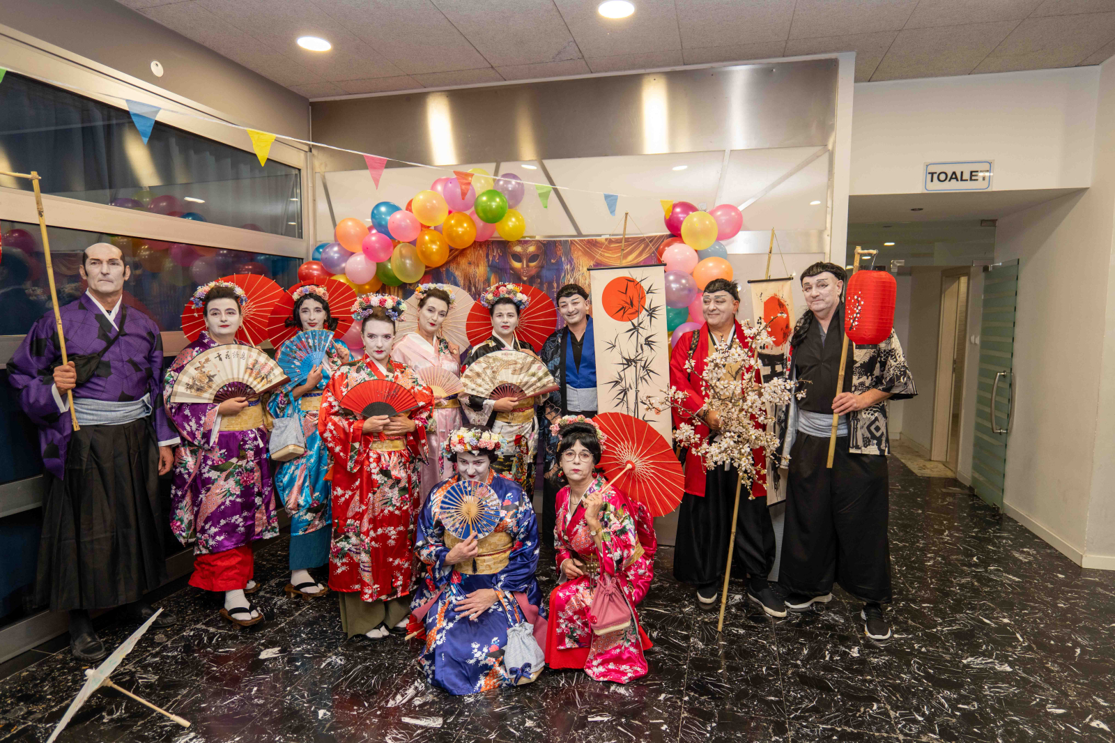 Vodice večeras u znaku poklada: preko 200 sudionika na plesu u Imperialu