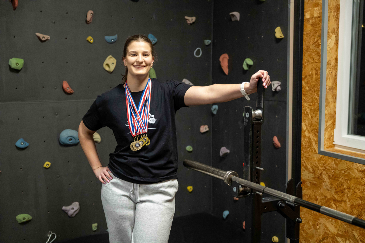 Pet zlatnih medalja za Valentinu Matešu: prvi veliki uspjeh vodičkog powerliftinga