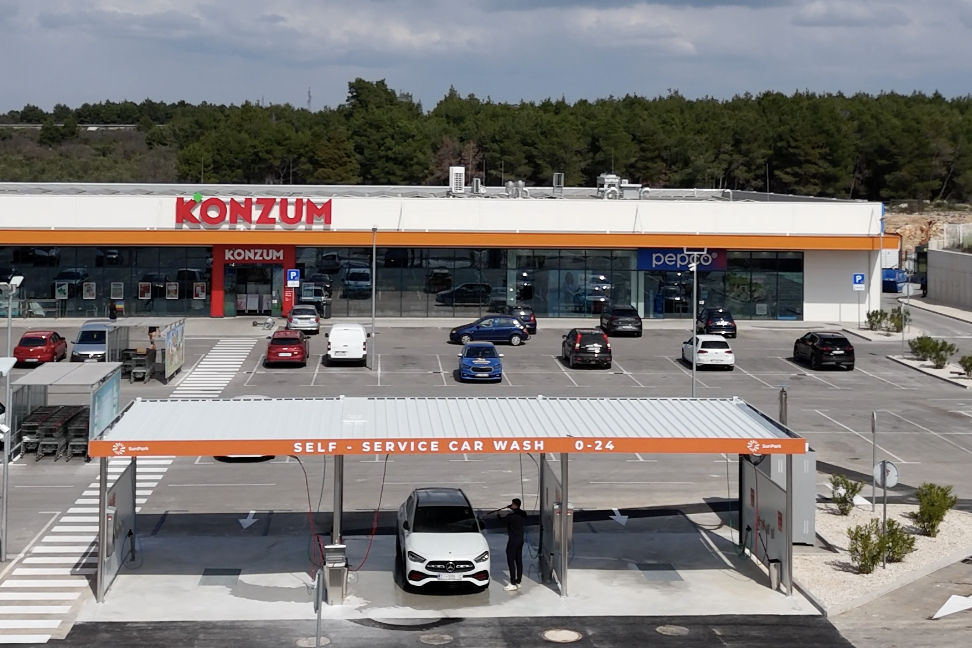 Samoposlužna autopraonica otvorena 0-24 u retail parku SunPark: pranje auta i shopping na jednom mjestu