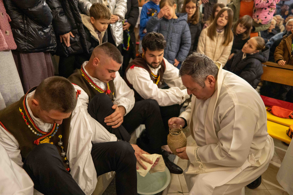 Početak Vazmenog trodnevlja u Vodicama uz snažnu propovijed župnika