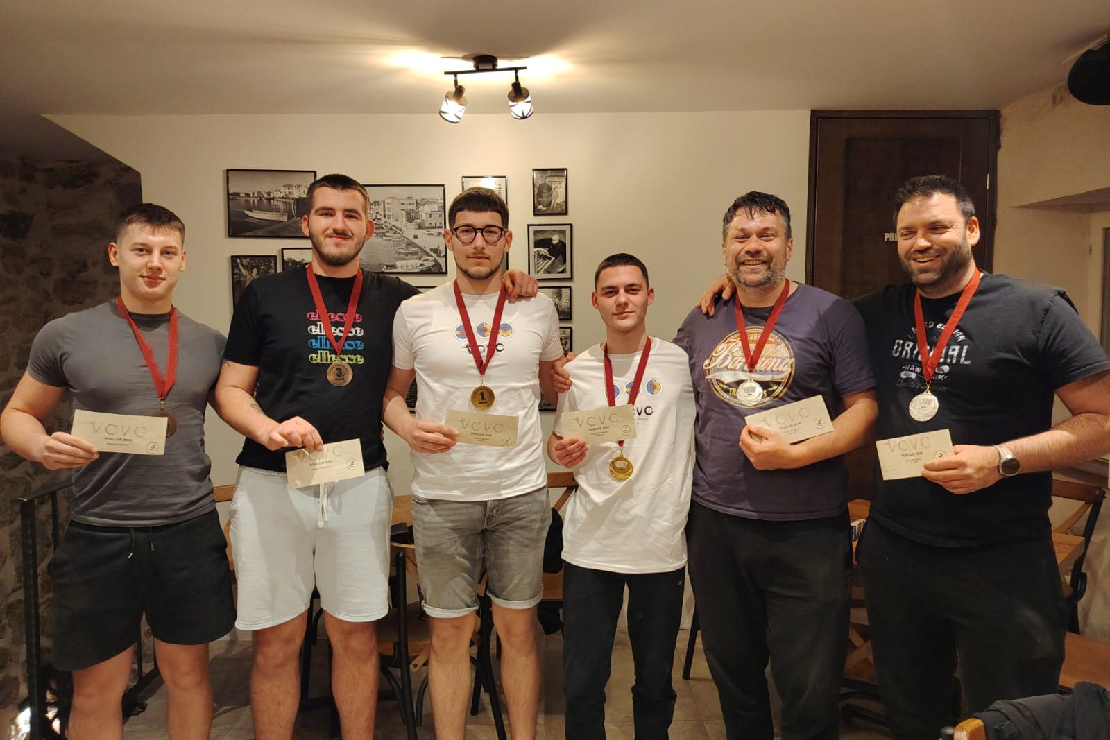 Turnir u trišeti u Konobi Vovo okupio 10 ekipa i vratio stari duh druženja