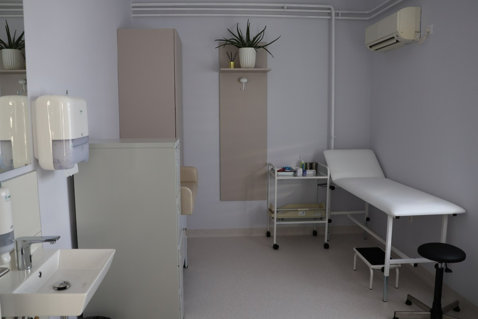 Županija ulaže u zdravstvo: turistička ambulanta u Vodicama dobiva novu opremu