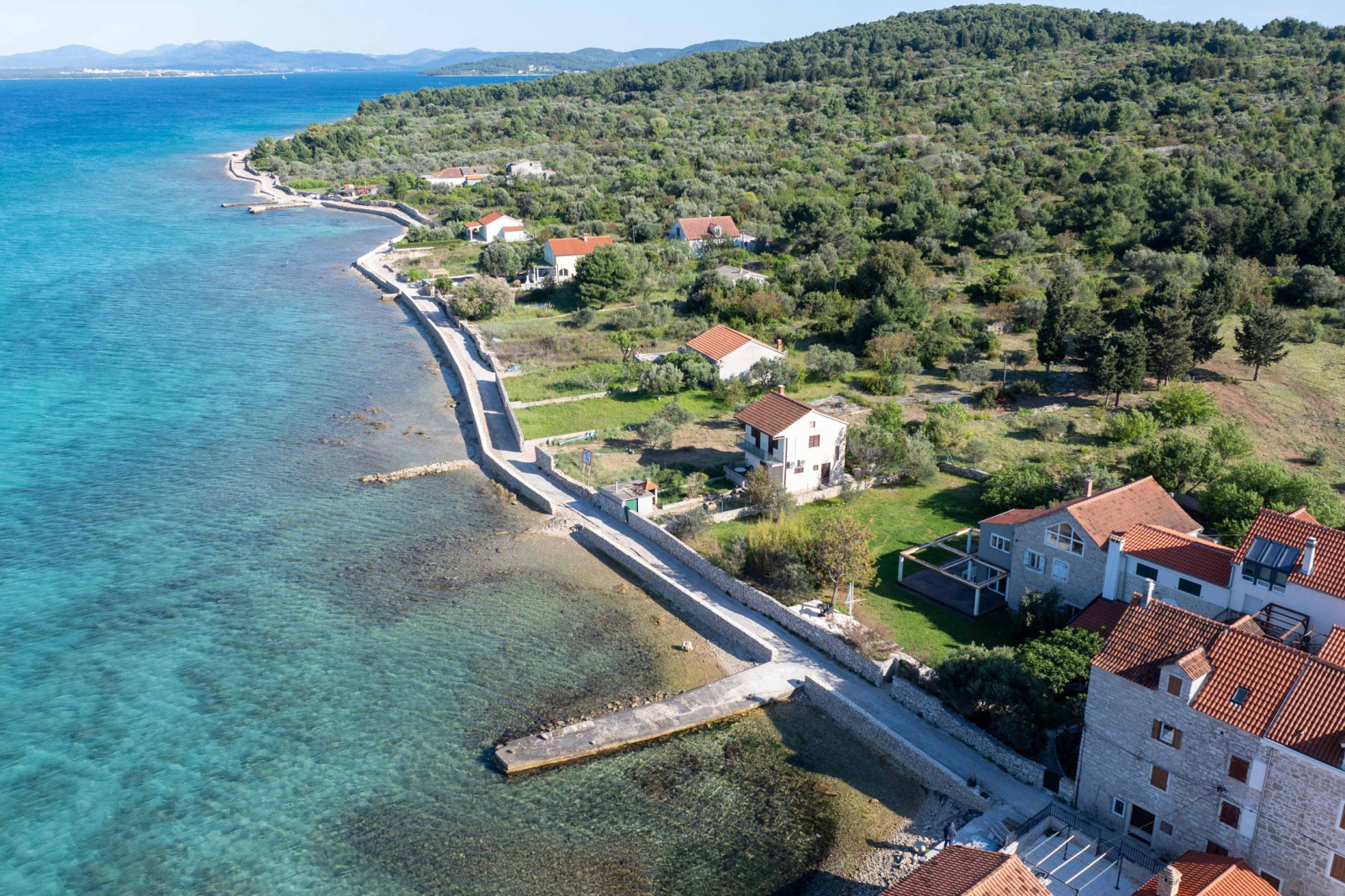 Pogledajte iz zraka kako napreduju radovi na šetnici na Prviću