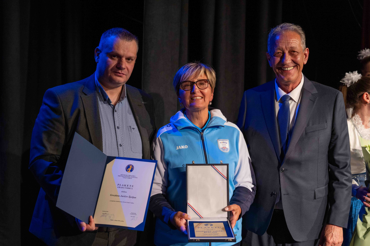 Grozdana Juričev Šprljan zahvalila na javnom priznanju Grada Vodica