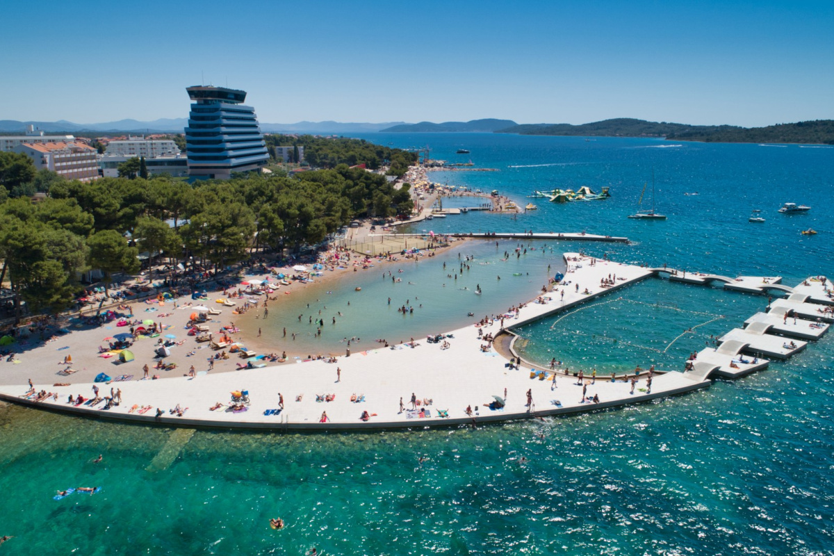 Reuters snimao u Vodicama: vodičke plaže u međunarodnom prilogu o toplinskom valu u Europi