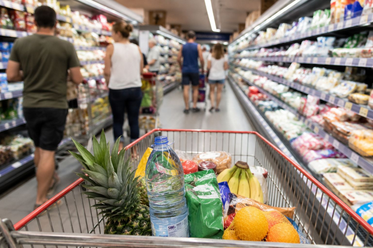 Puni apartmani, pune trgovine: Je li supermarket postao veliki dobitnik sezone?