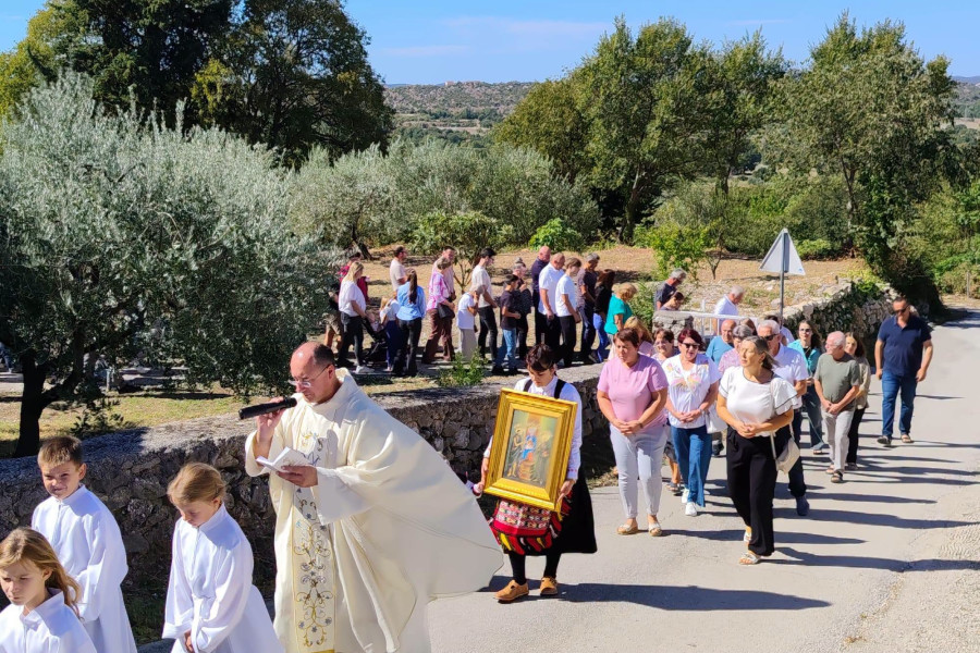U Piramatovcima obnovljena tradicija proslave Gospe od Milosti