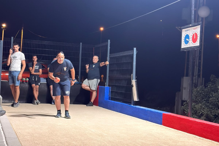 Od 24 ekipe ostalo ih je osam: tko će do naslova na zogu?