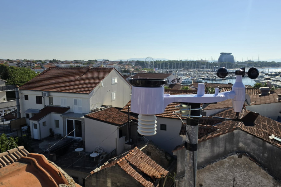 Šibenik Meteo postavio novu postaju u Vodicama, 46. u svojoj mreži