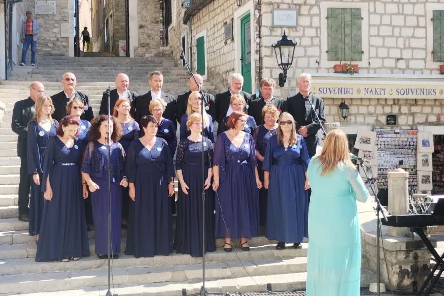 Cantus Juraj&Lira sa srebrom se vratili iz Herceg Novog