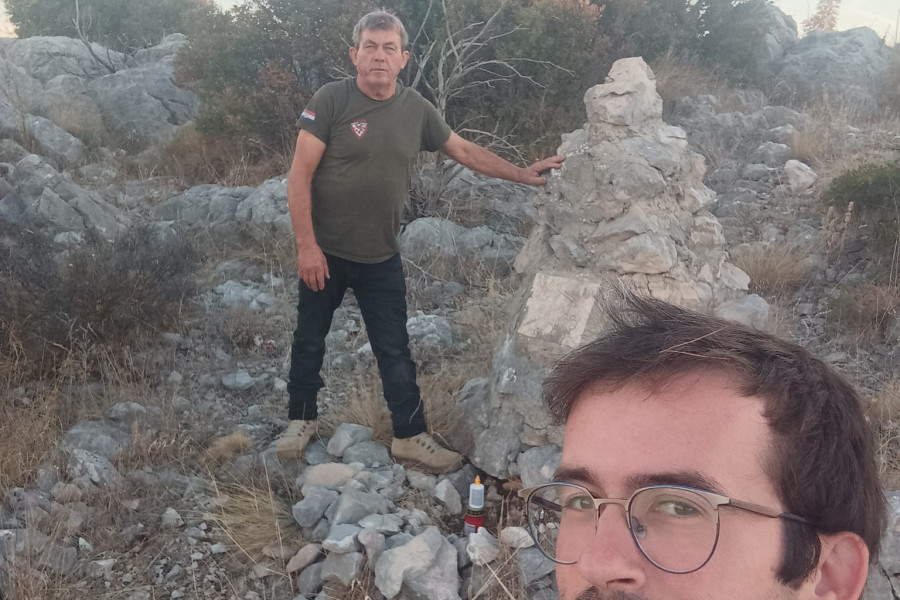 Sudac ne zaboravlja suborce: Sa sinom Markom odao počast Điđiju