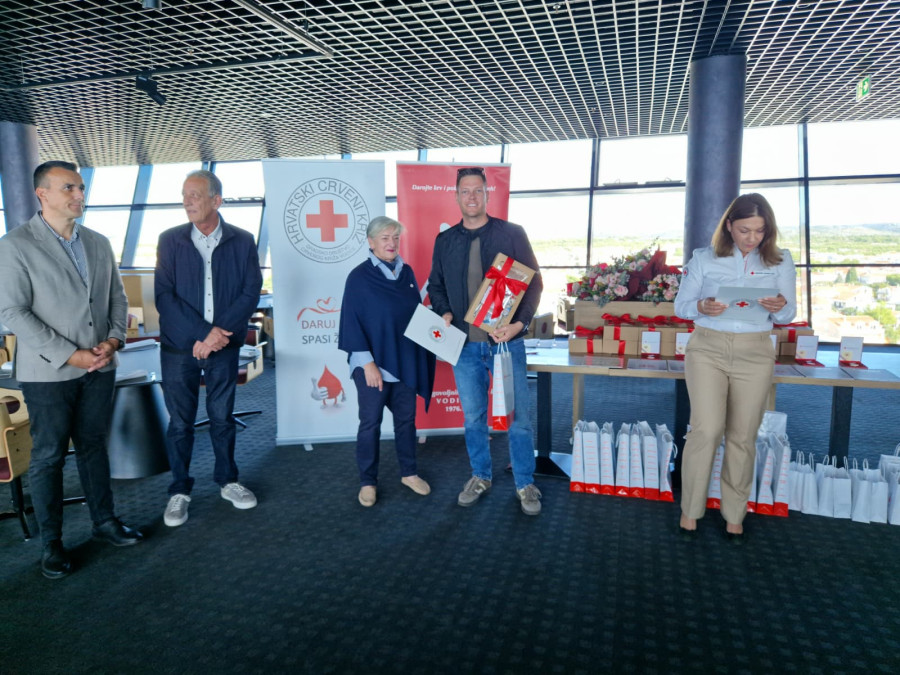 Obilježen Dan darivatelja krvi: Zahvalnice onima koji nesebično pomažu drugima